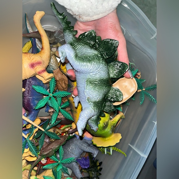 DINO TOY SET 1990’S - Picture 4 of 7